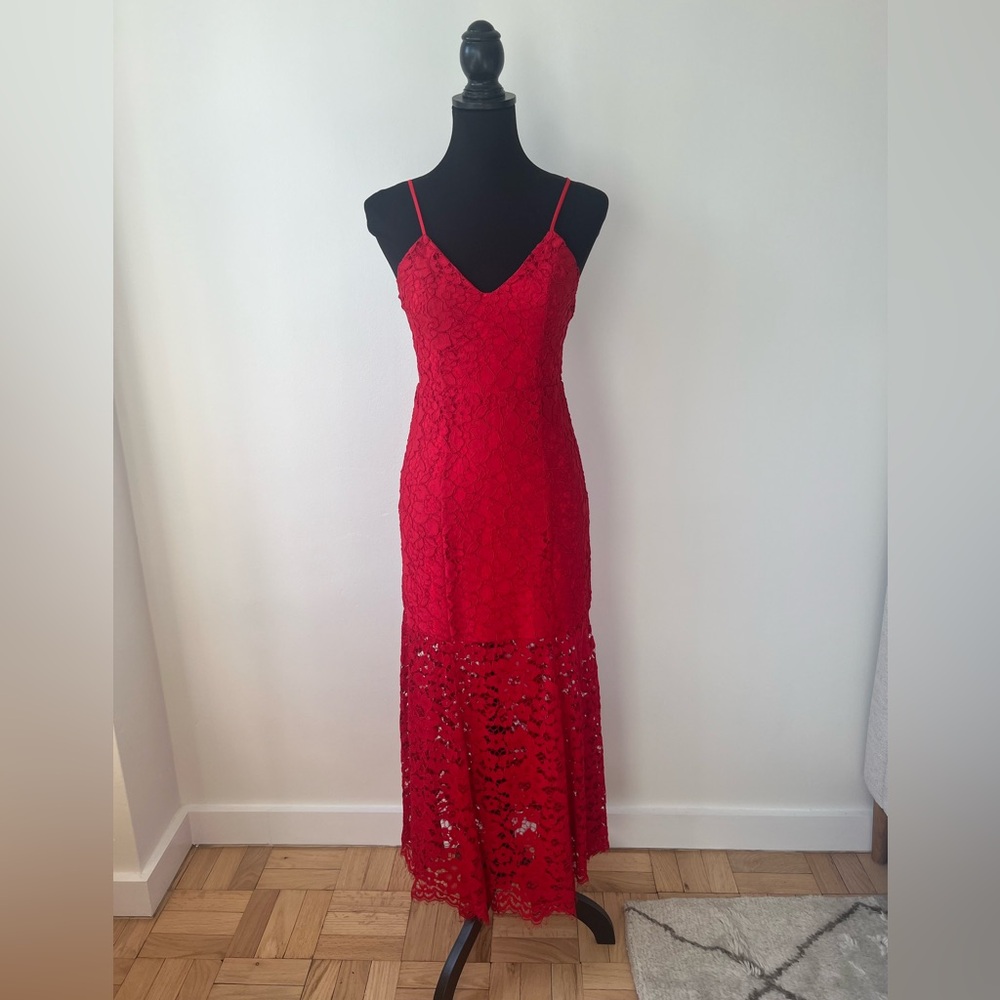 Gorgeous red lace NBD dress. Size S. 52” from shoulder to hem. NWT.